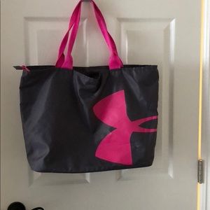 Under Armour grey/pink workout bag